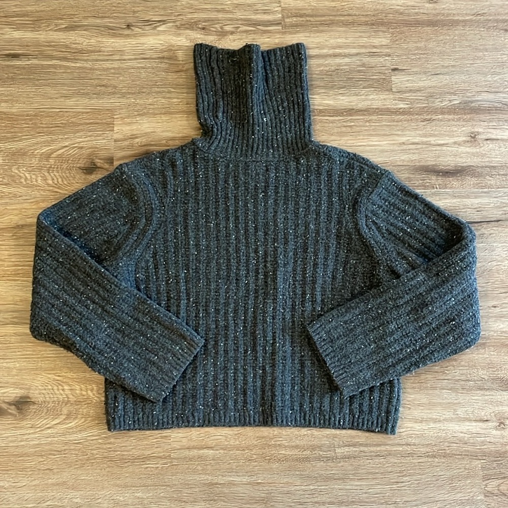 Universal Thread Dark Gray Speckled Mock Turtleneck Cashmere-Like Sweater - Picture 8 of 9